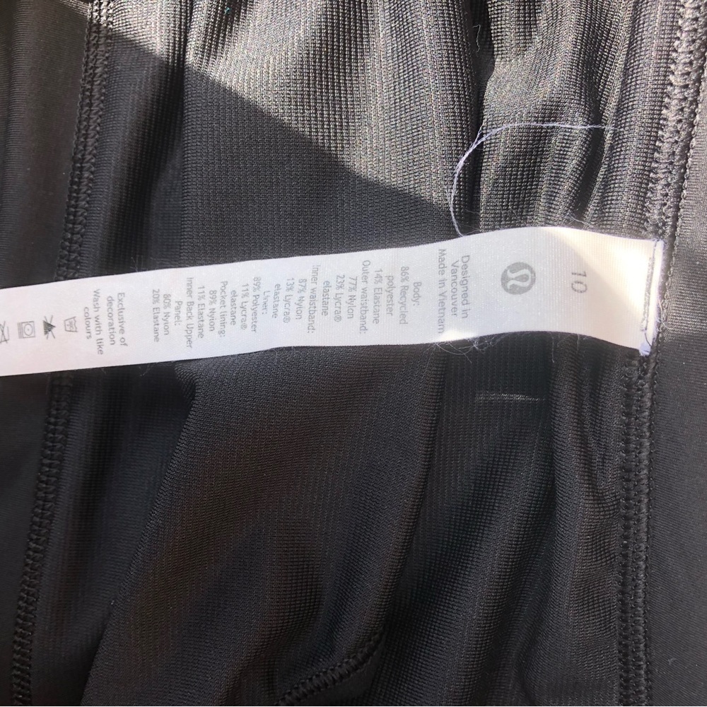 Black, gently used high rise 4 inch speed up shorts size 10